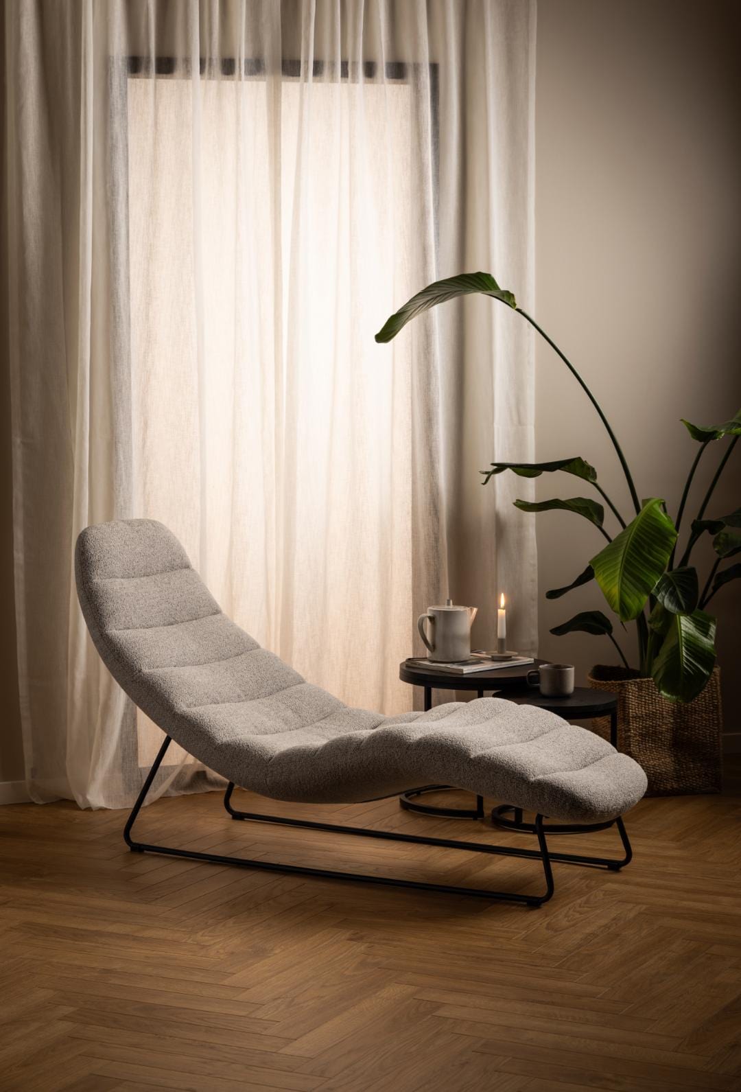 Actona Chaise longue in tessuto Chaplin Beige