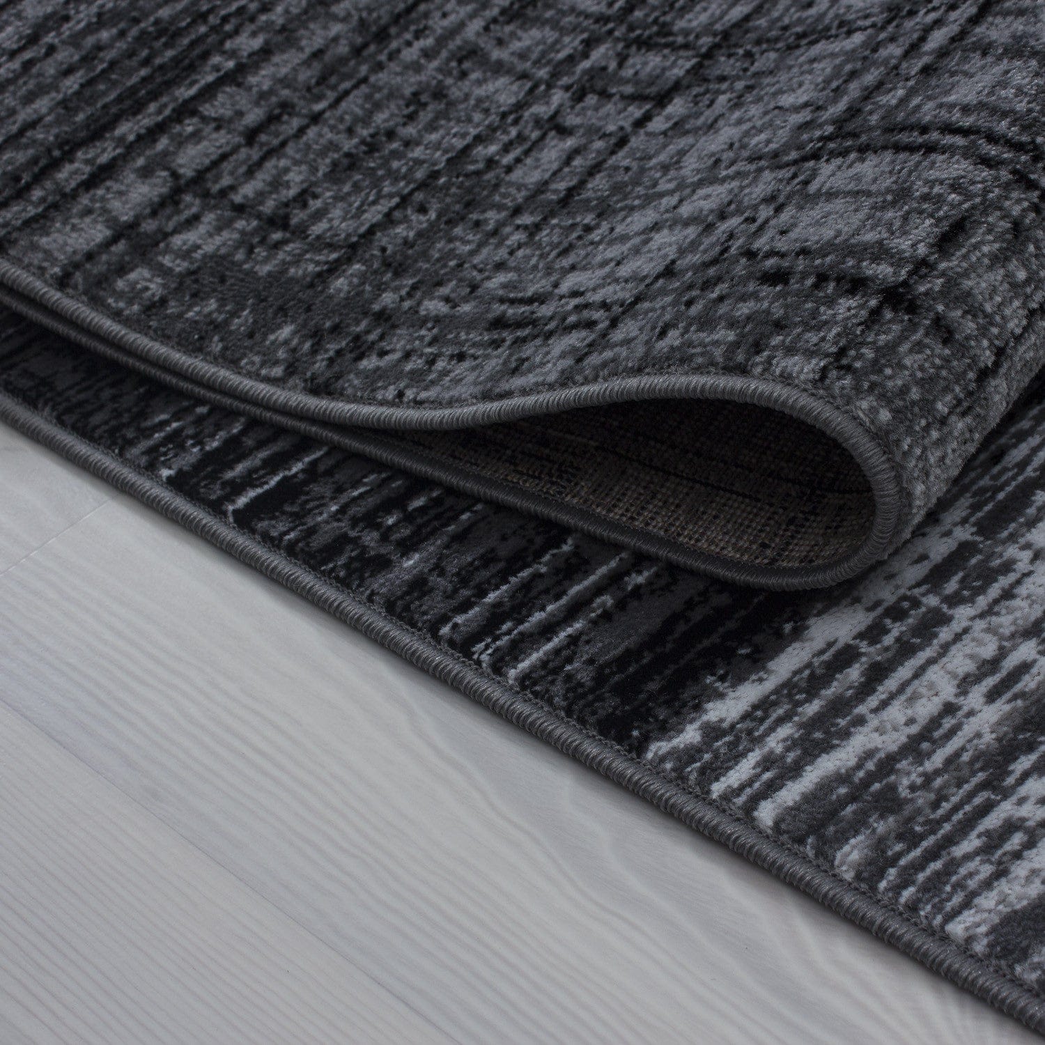 Passatoia Plus 8001 Abstract Checkered Nero (2)