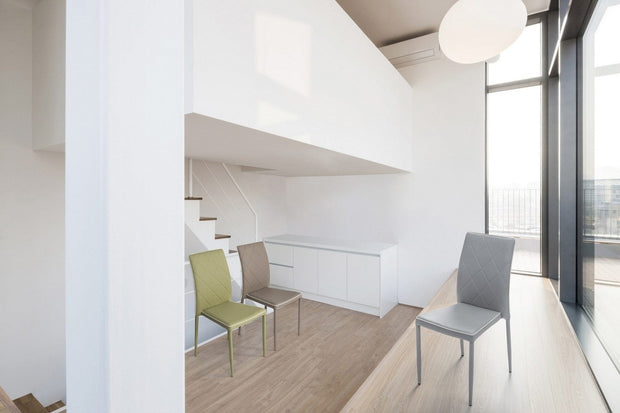 Set di 4 sedie da pranzo in ecopelle Achille Grigio (1)